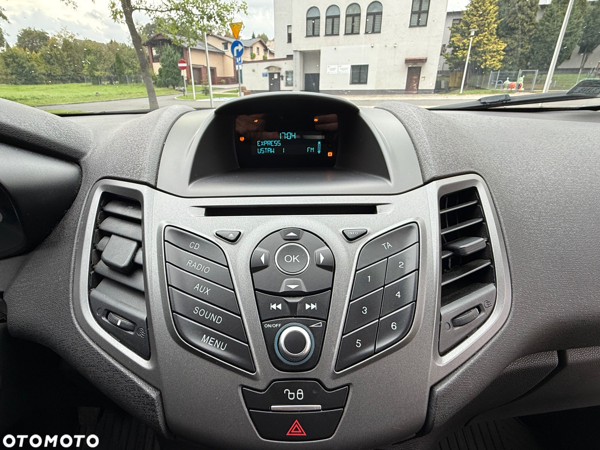Ford Fiesta 1.25 Ambiente - 14