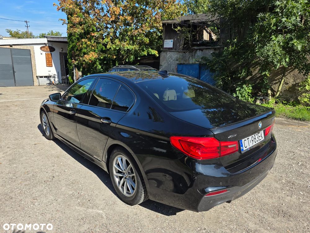 BMW Seria 5 540d xDrive Luxury Line - 11