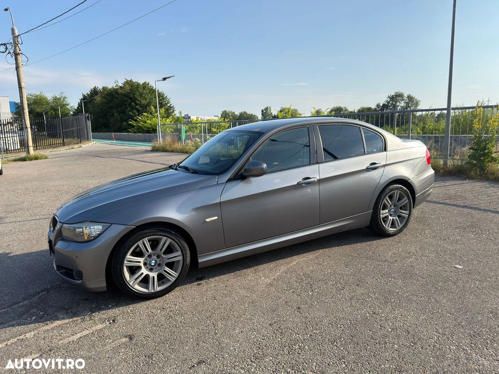 BMW Seria 3 320d DPF Aut. Edition Exclusive - 1