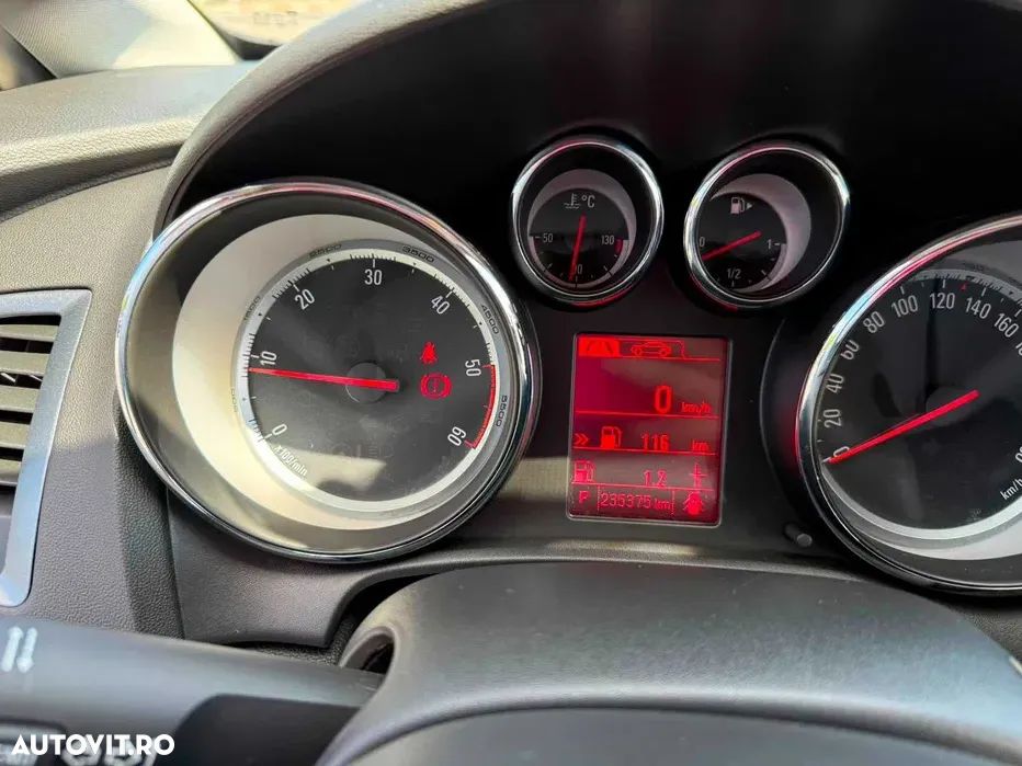Opel Astra 2015 photo 5