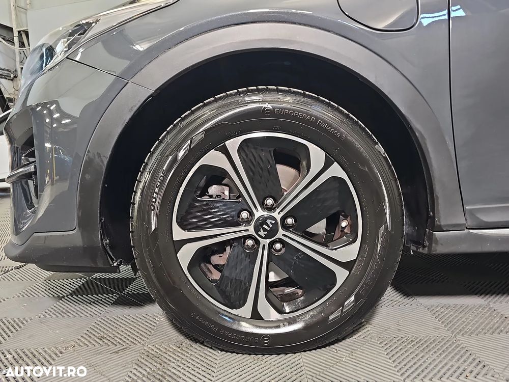 Kia Ceed - 14