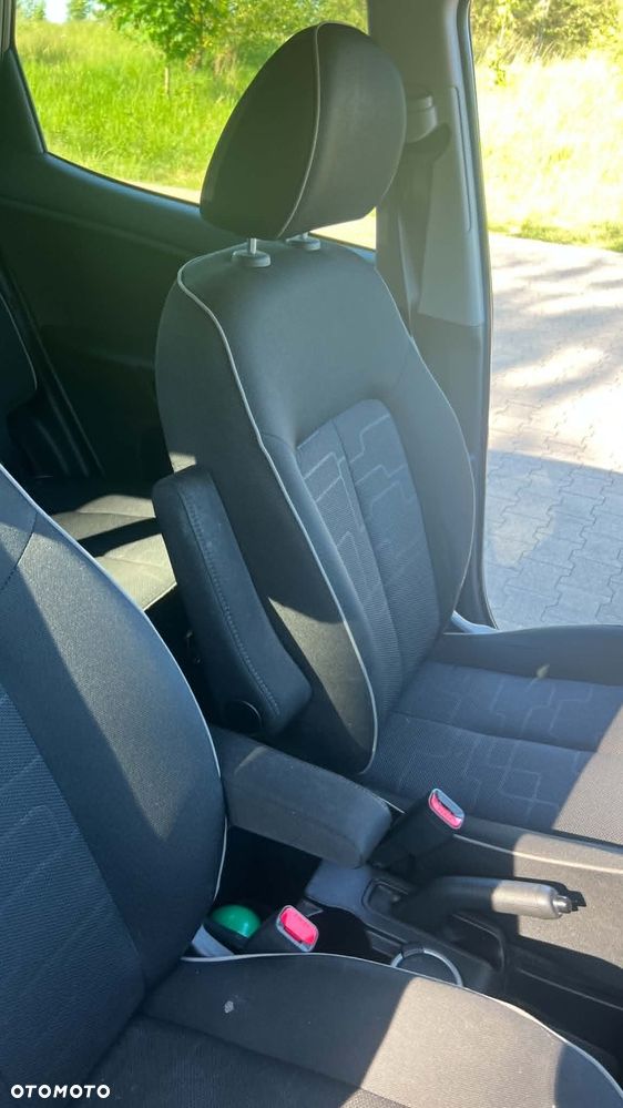 Kia Venga 1.4 L - 8