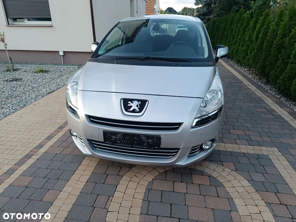 Peugeot 5008 1.6 Active 7os - 12