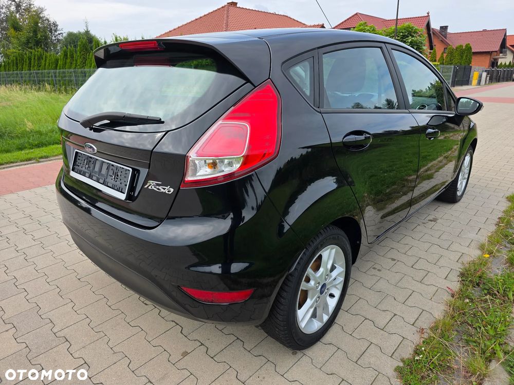 Ford Fiesta 1.0 Champions Edition - 6