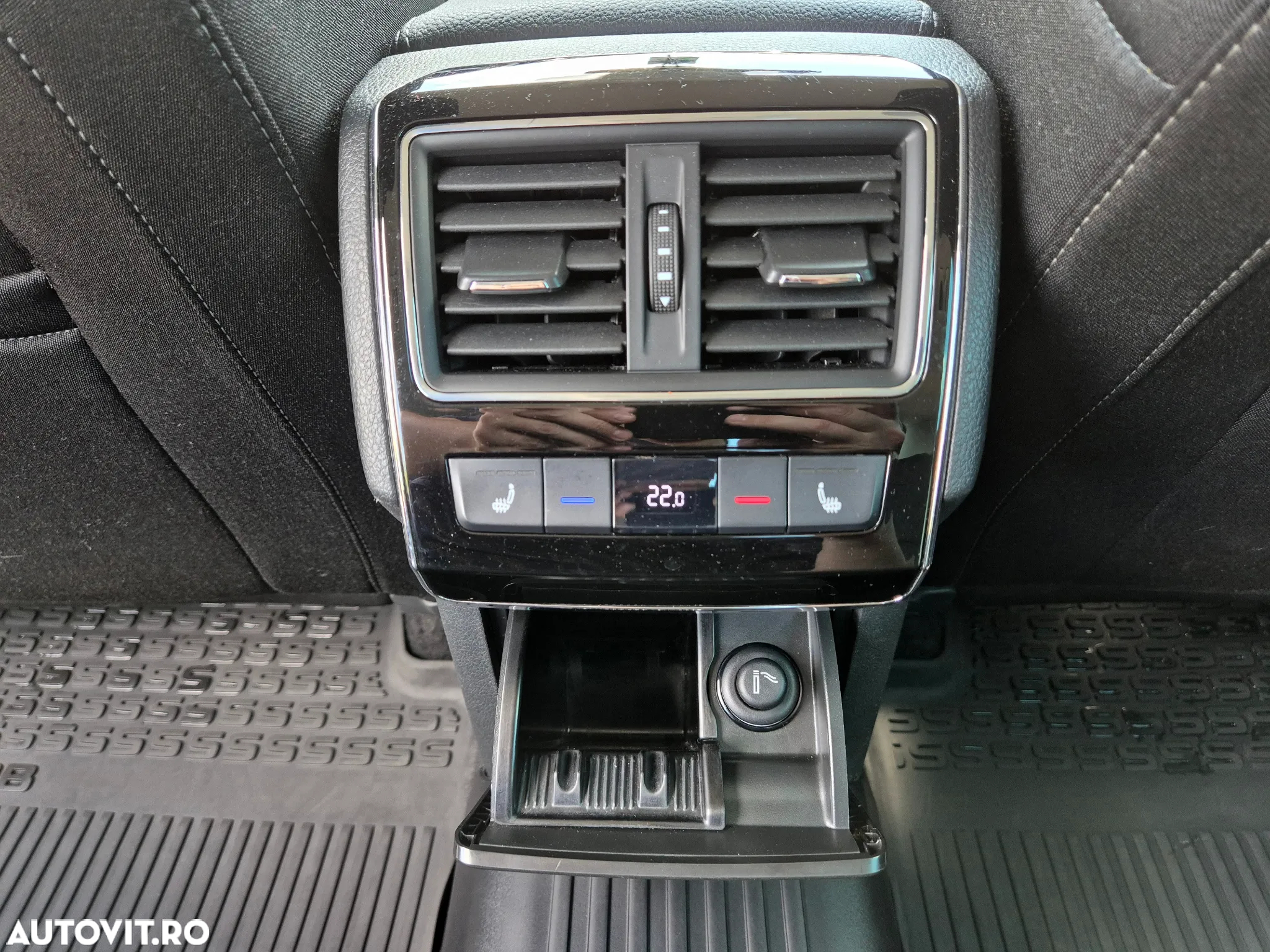 Skoda Superb 2.0 TDI DSG Style - 14