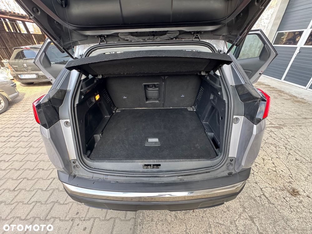 Peugeot 3008 PureTech 130 Stop & Start GPF Allure - 25