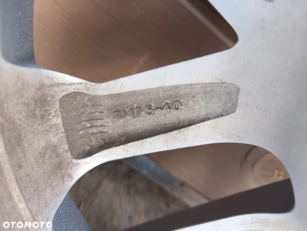 Felga aluminiowa Renault OE 403004770R 403004615R 7.0" x 17" 5x114.3 ET 40 - 9