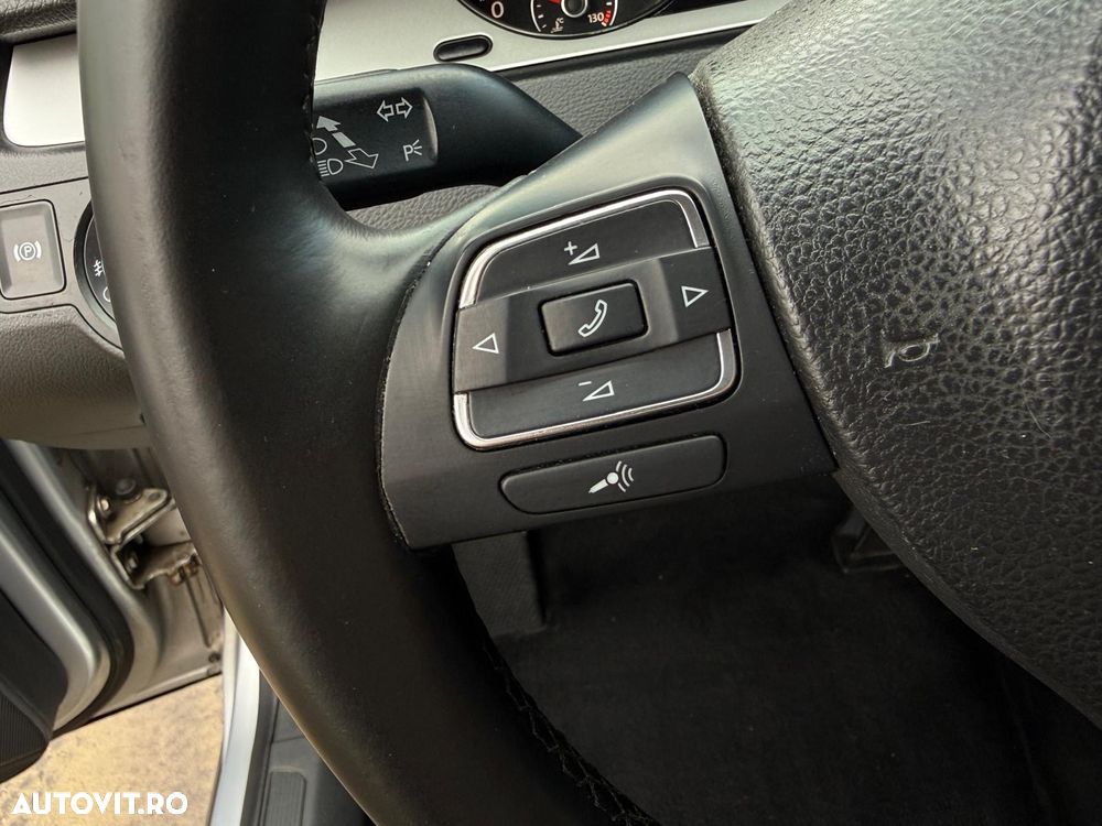 Volkswagen Passat 2.0 TDI Highline DPF - 22