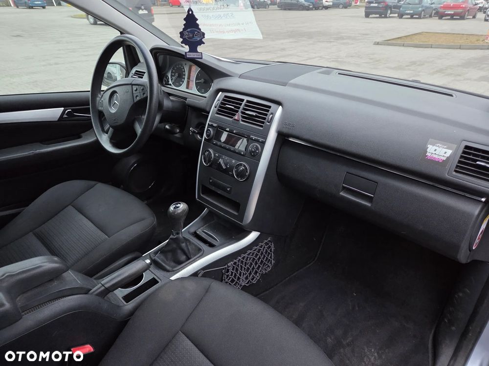 Mercedes-Benz Klasa B 170 - 16