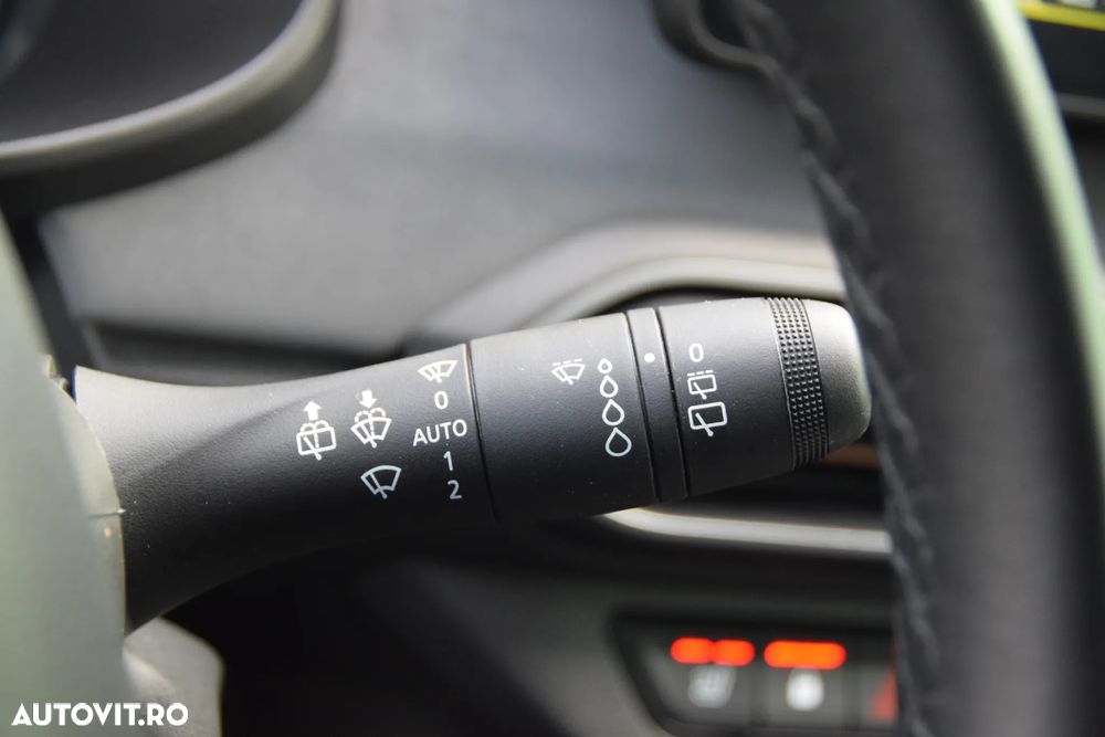 Dacia Sandero Stepway TCe 90 MT6 Extreme - 33