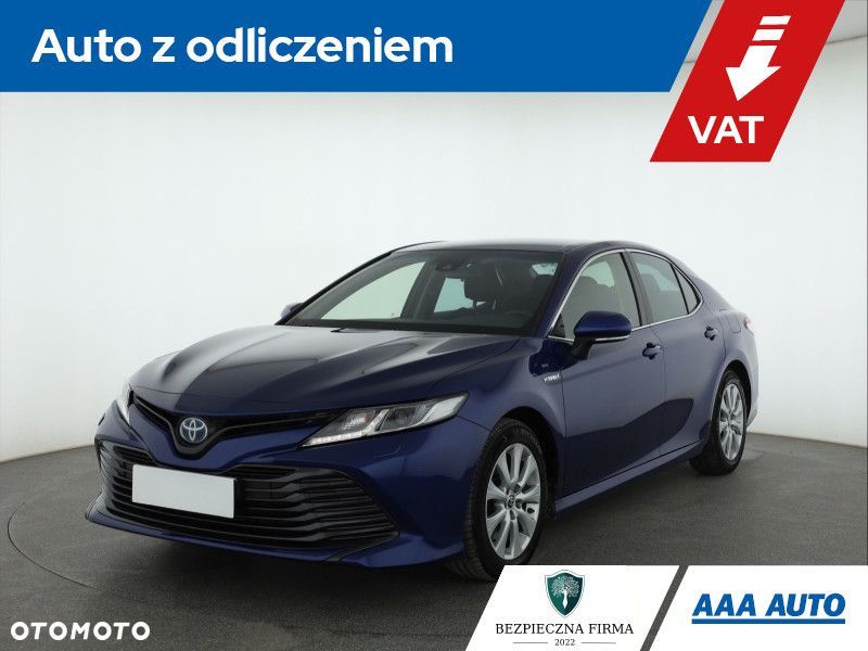 Toyota Camry - 2