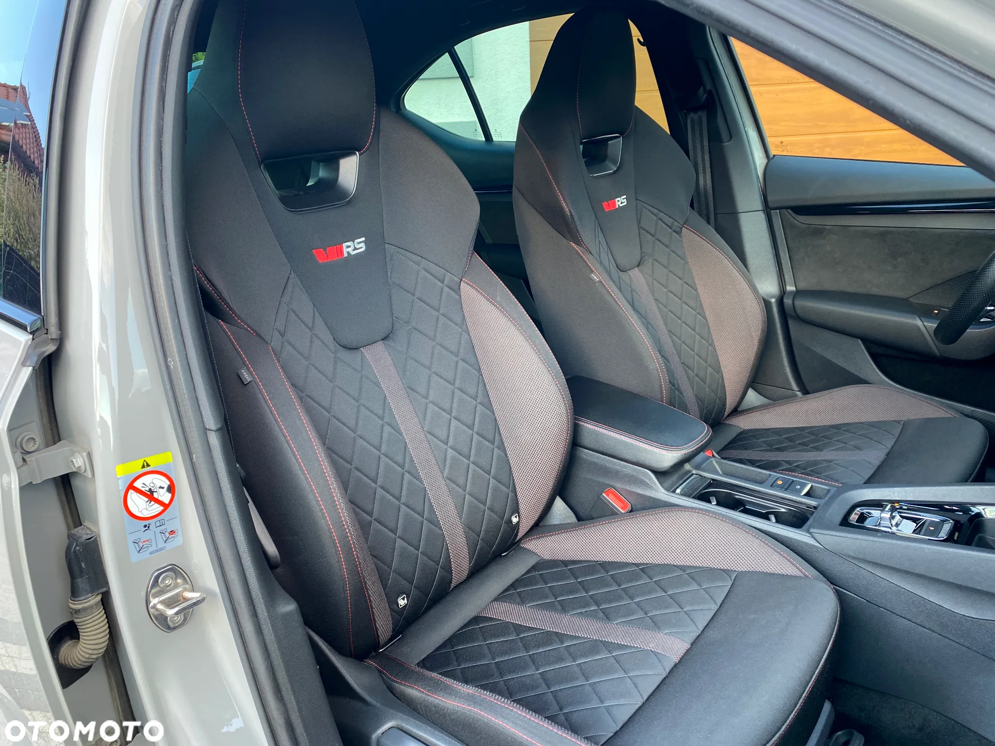 Skoda Octavia 2.0 TDI RS DSG - 6