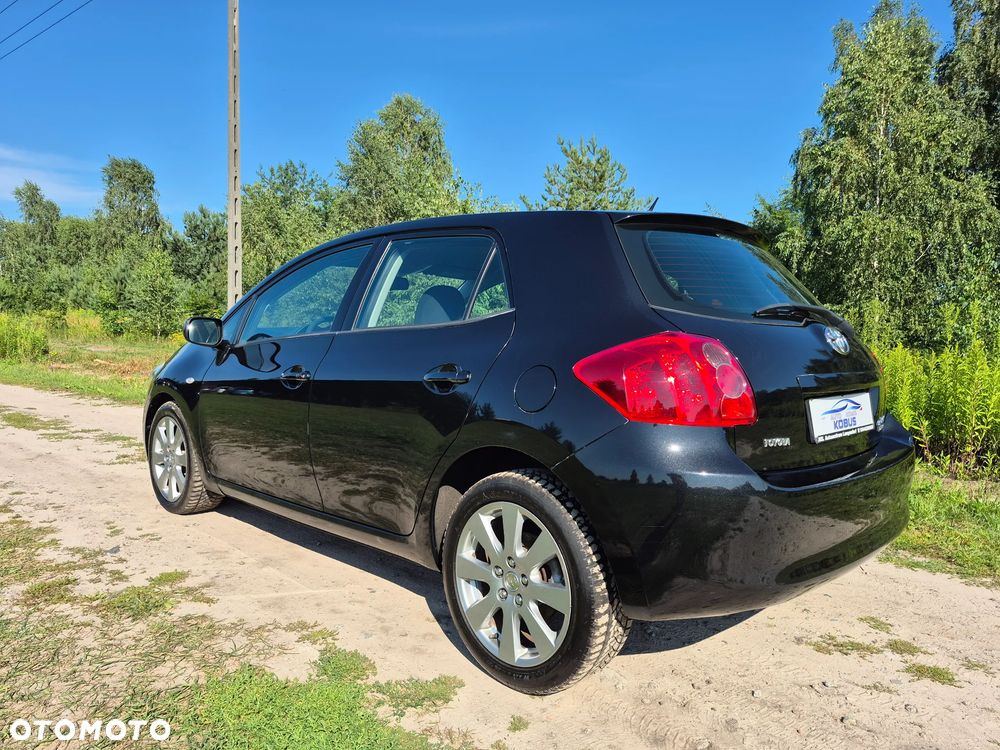 Toyota Auris - 4