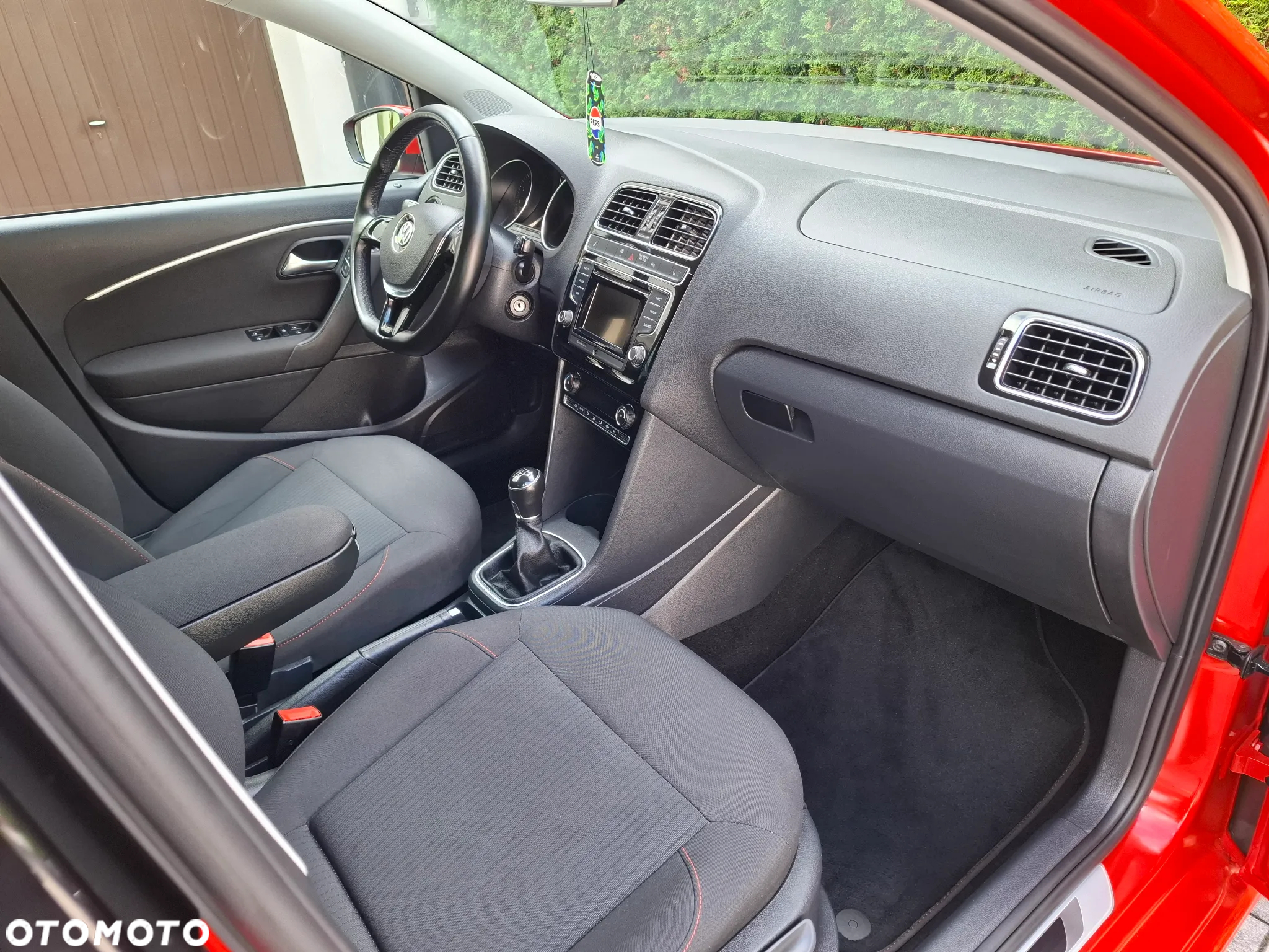 Volkswagen Polo - 13