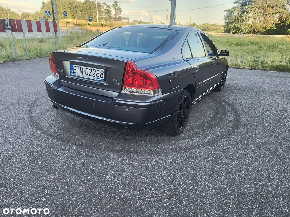 Volvo S60 2.5T AWD Edition - 8