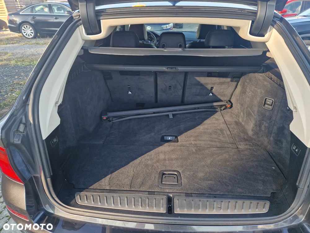 BMW Seria 5 520d - 9