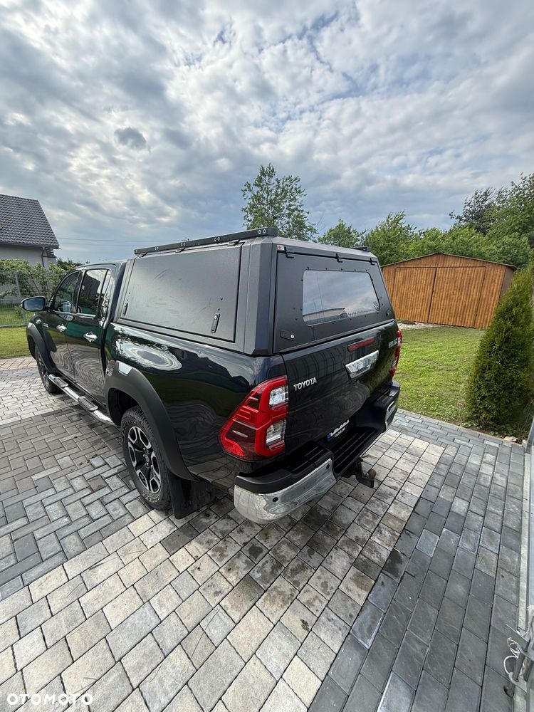 Toyota Hilux - 3