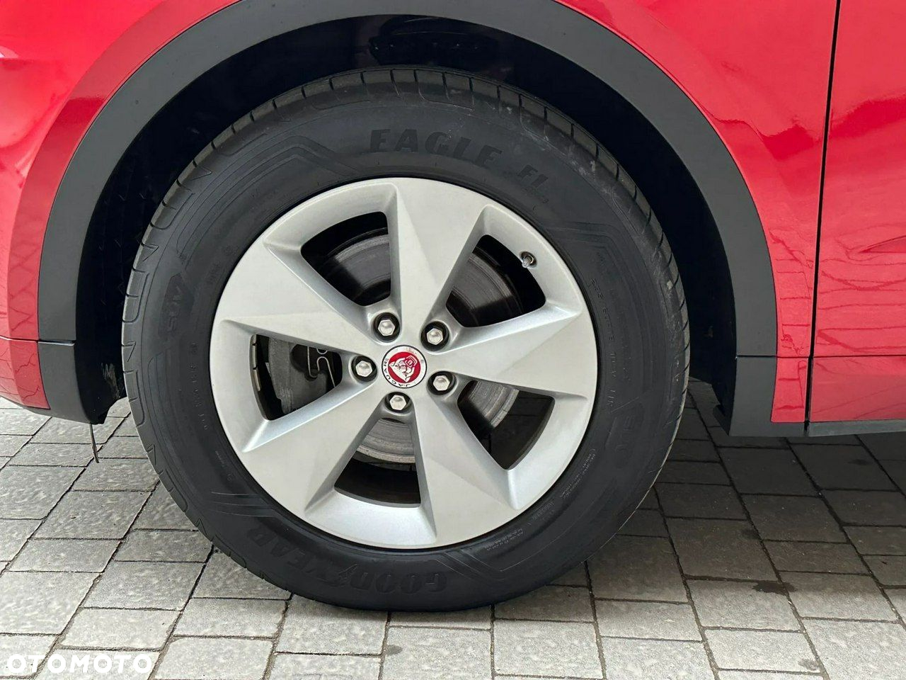Jaguar E-Pace - 7