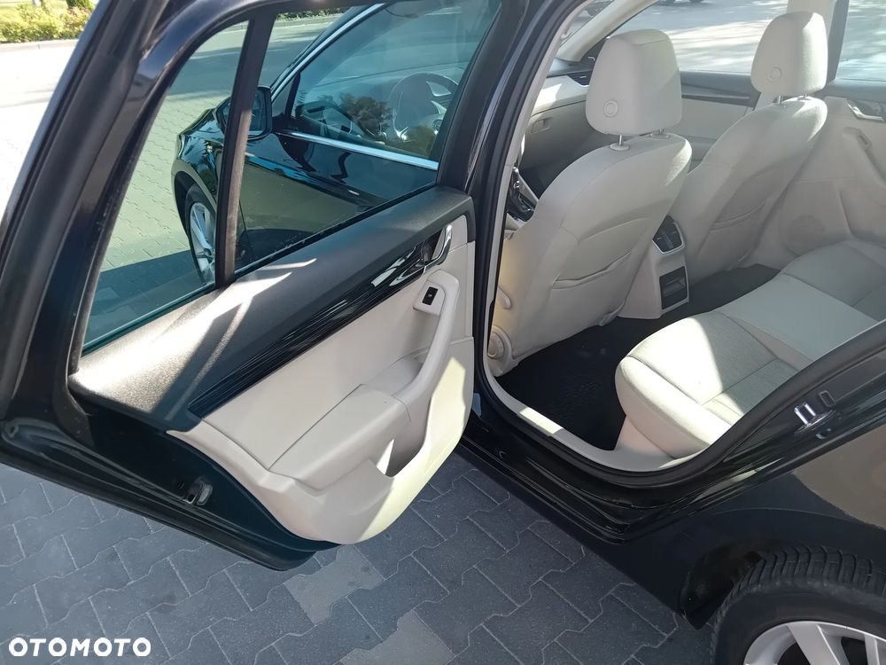 Skoda Octavia 2.0 TDI Style DSG - 16