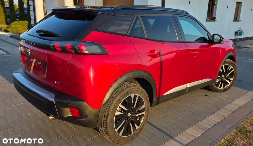 Peugeot 2008 BlueHDi 130 EAT8 GT - 5