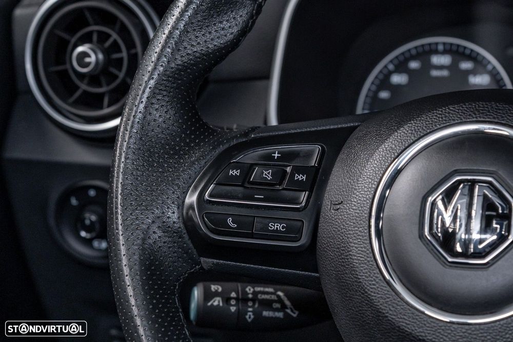 MG ZS - 16