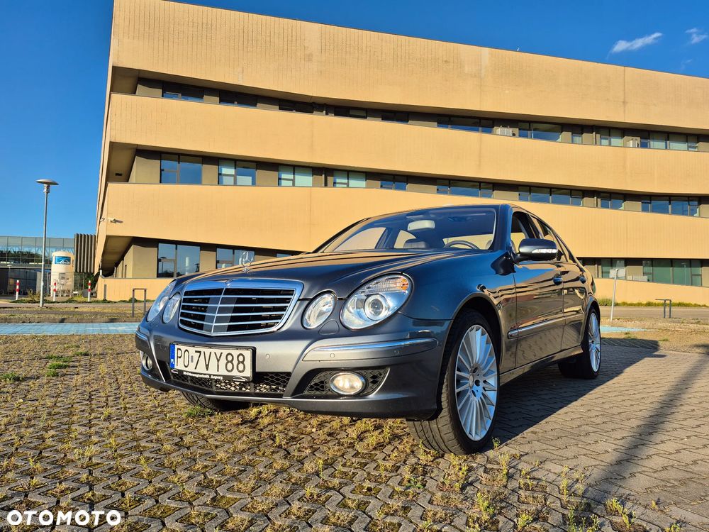 Mercedes-Benz Klasa E 500 4Matic Automatik Elegance - 1