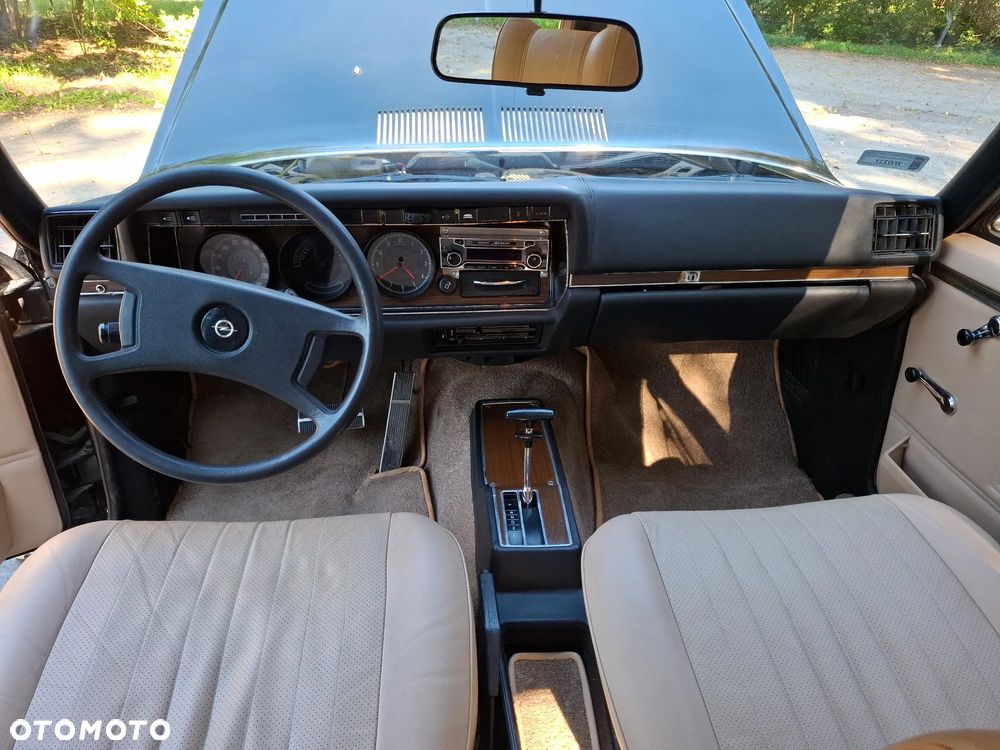 Opel Diplomat - 8