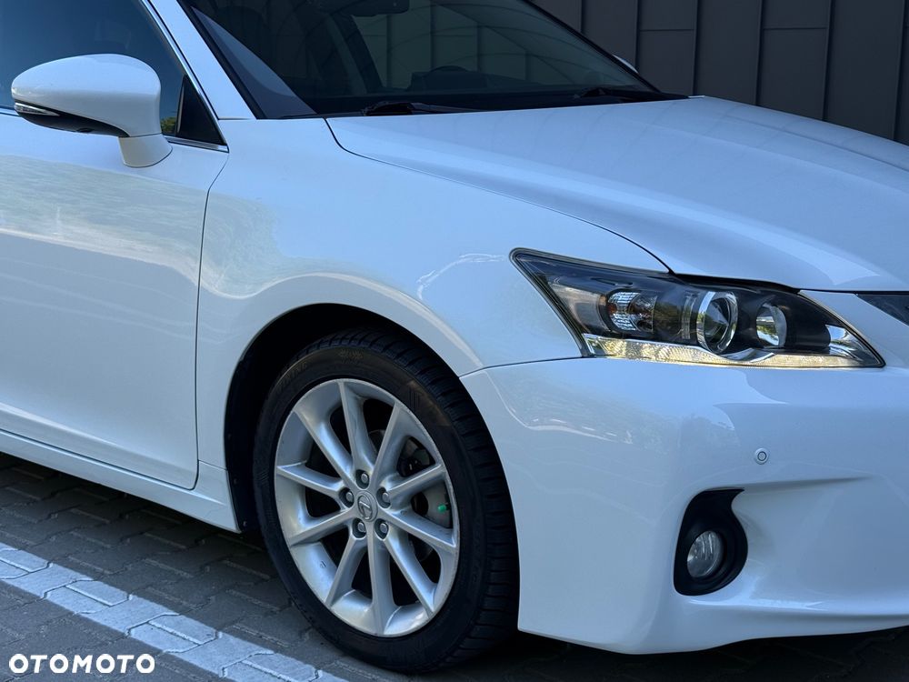 Lexus CT 200h Prestige - 19