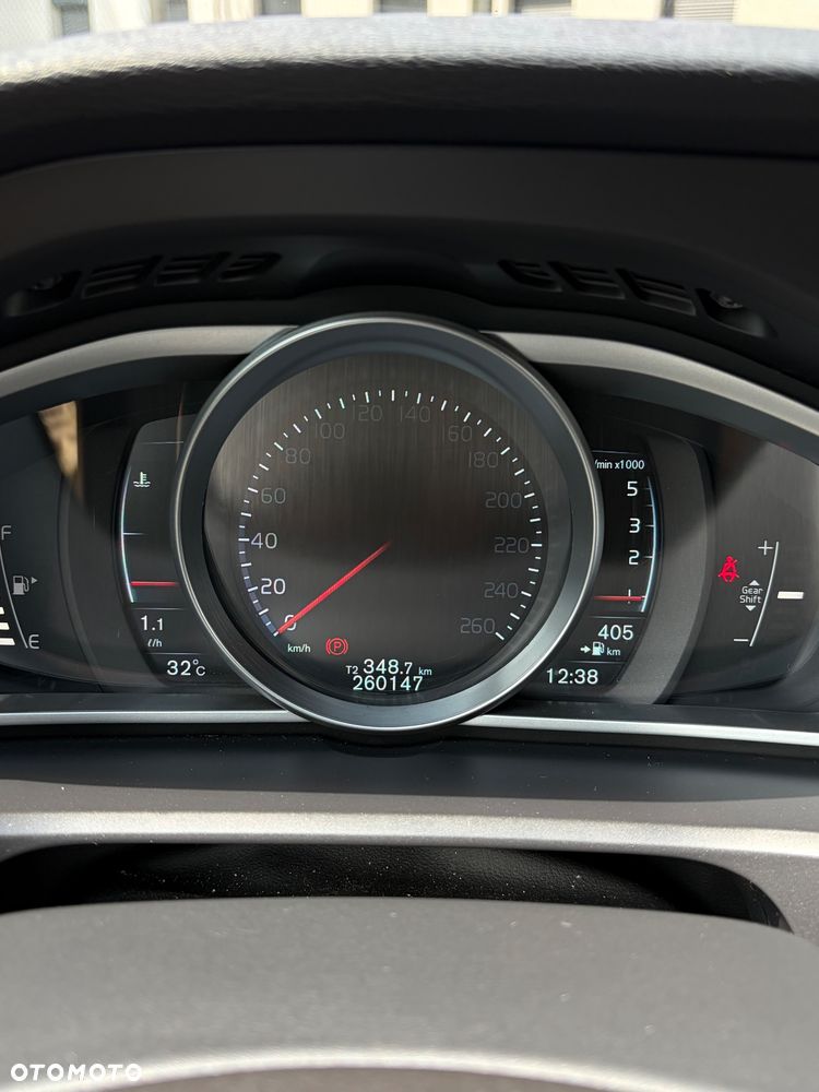 Volvo V40 D4 Drive-E Summum - 30