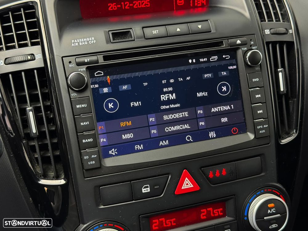 Kia Ceed SW 1.6 CRDi TX ISG - 16