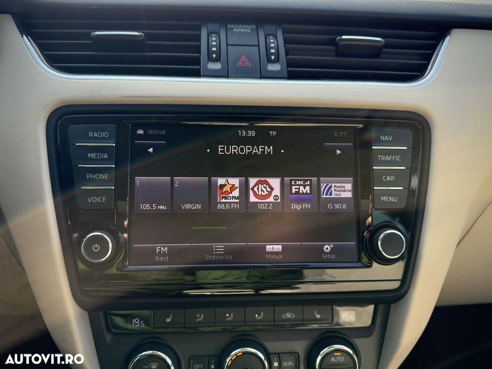 Skoda Octavia 1.4 TSI ELEGANCE DSG - 14