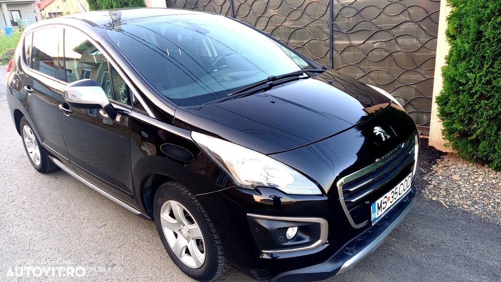 Peugeot 3008 Hybrid4 - 5