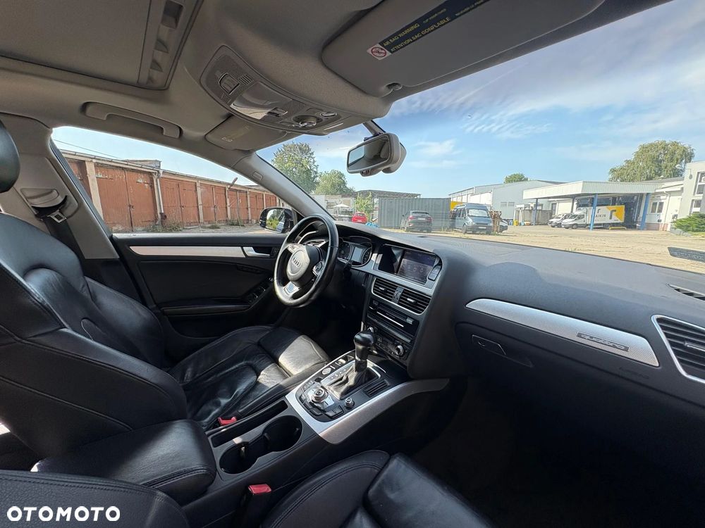 Audi A4 Limousine - 12