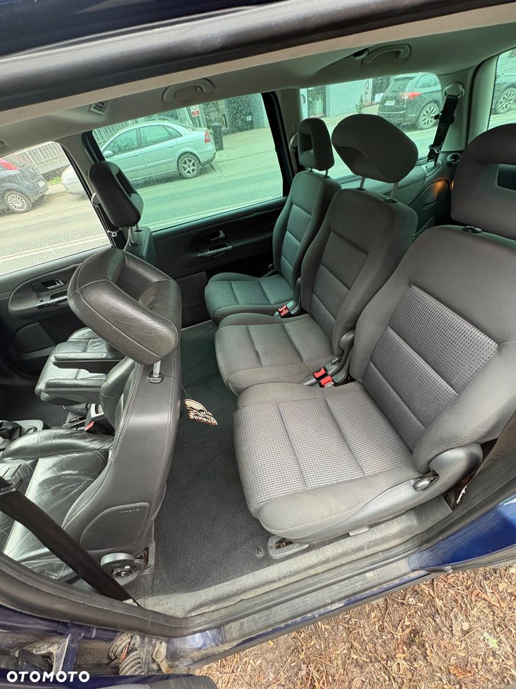 Volkswagen Sharan 2.8 V6 Highline - 7