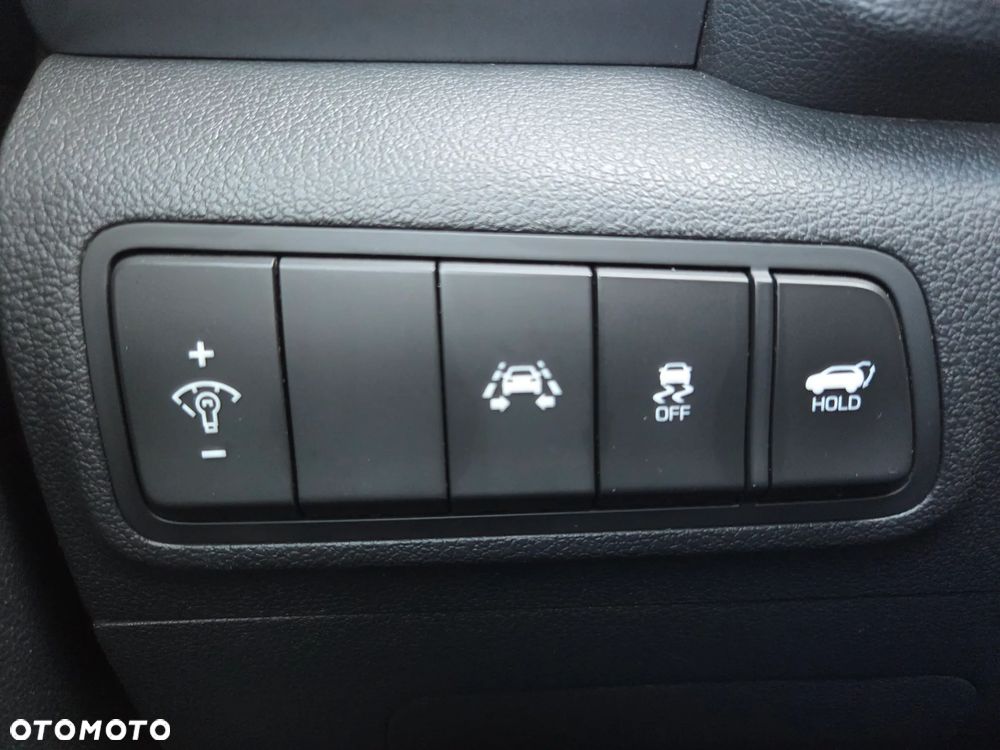 Hyundai Tucson blue 1.7 CRDi 2WD DCT Premium - 32