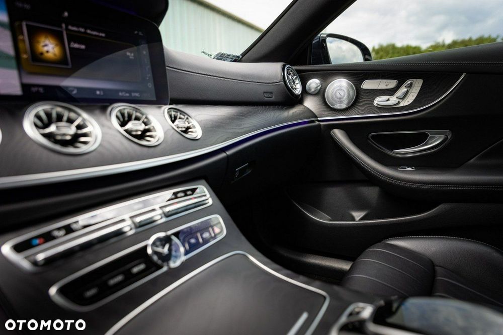 Mercedes-Benz Klasa E - 20