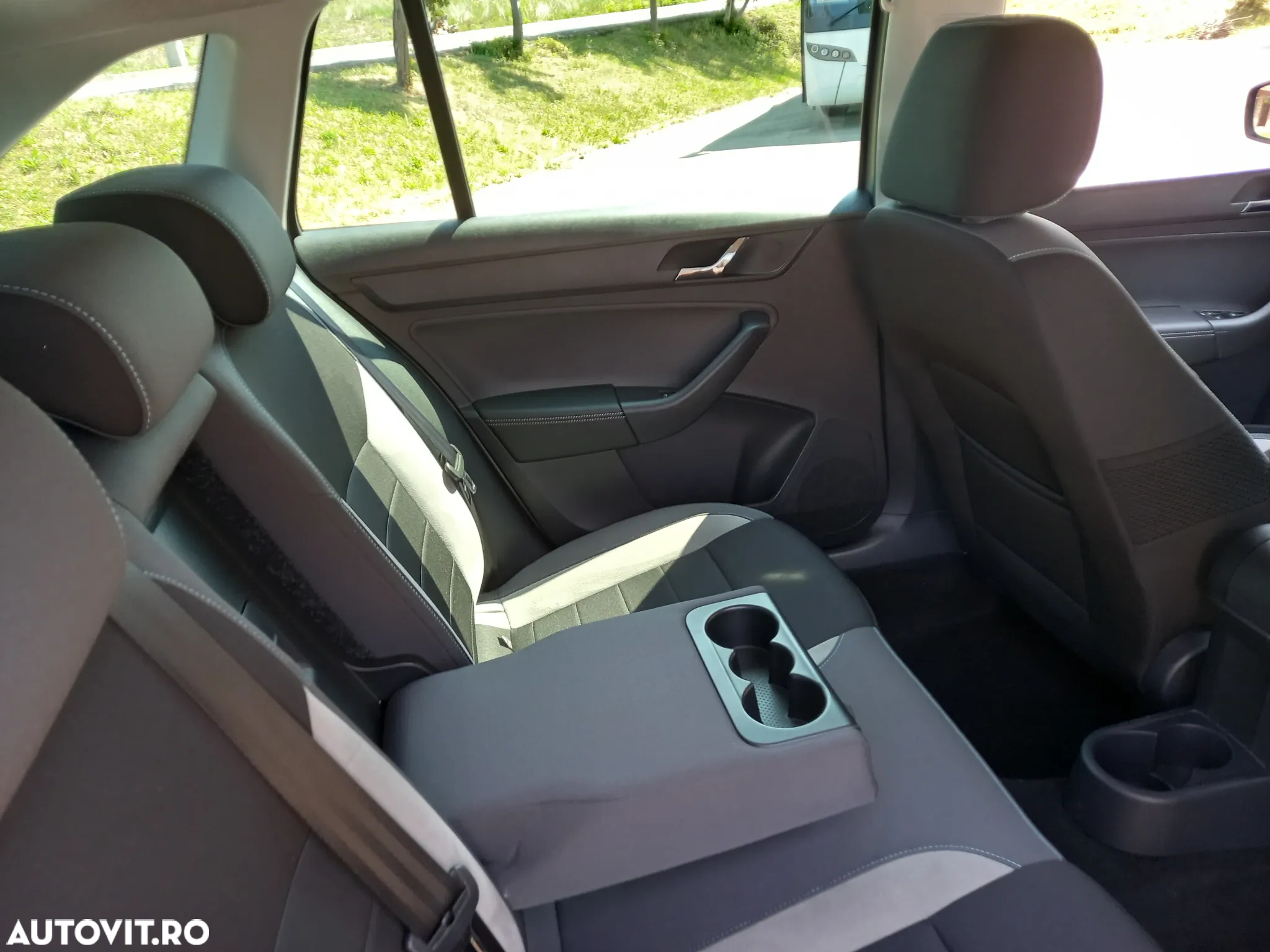 Skoda RAPID 1.2 TSI (Green tec) Joy - 8