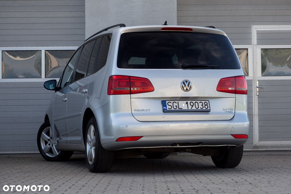Volkswagen Touran 2.0 TDI Highline - 9
