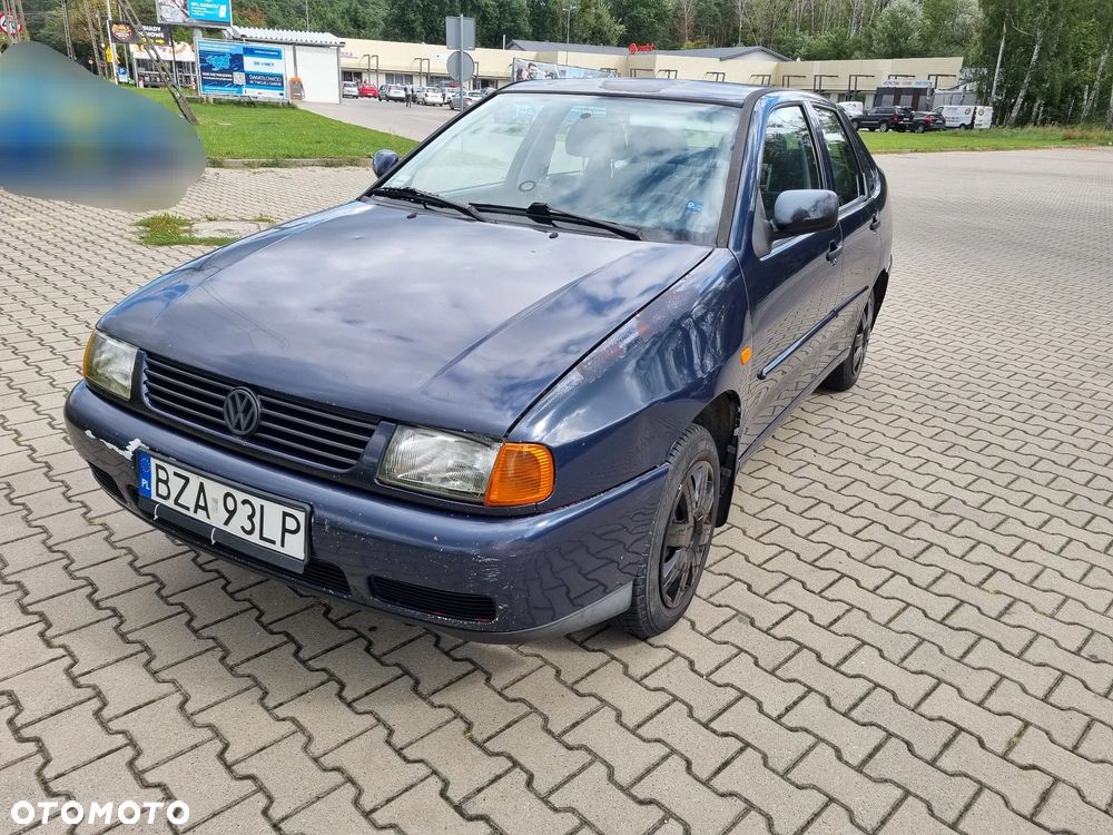 Volkswagen Polo - 4
