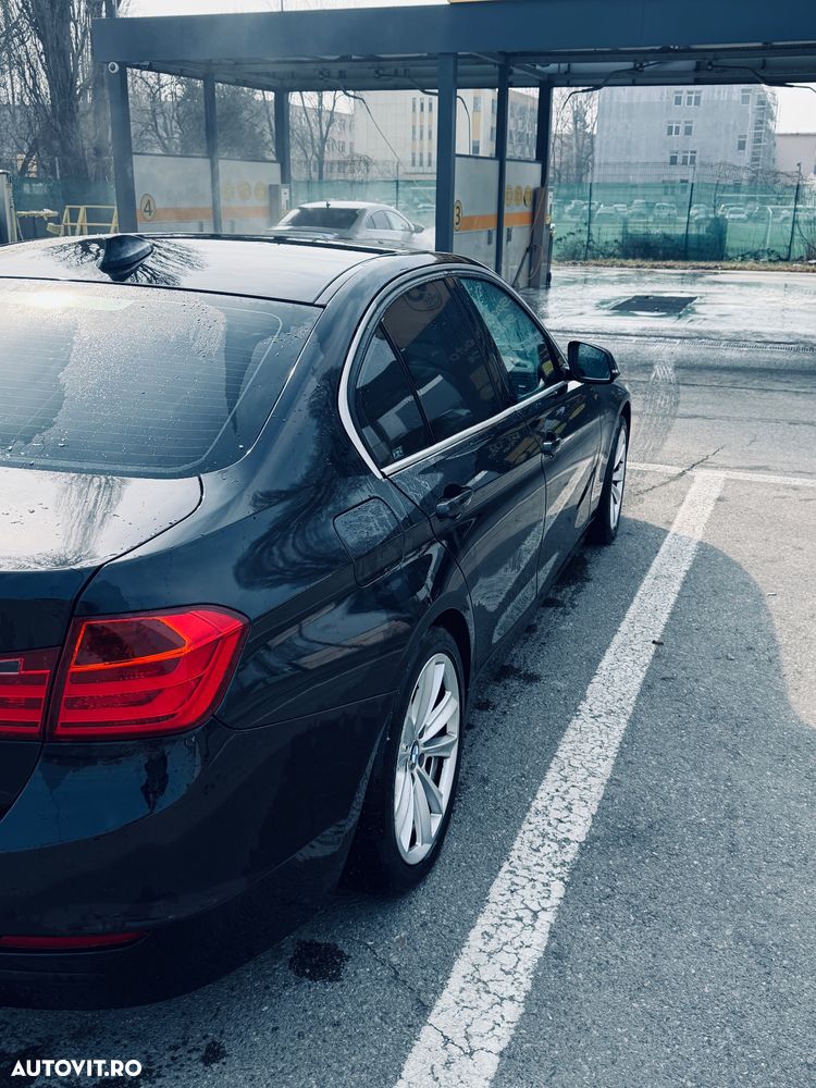 BMW Seria 3 320d EfficientDynamics Edition - 2