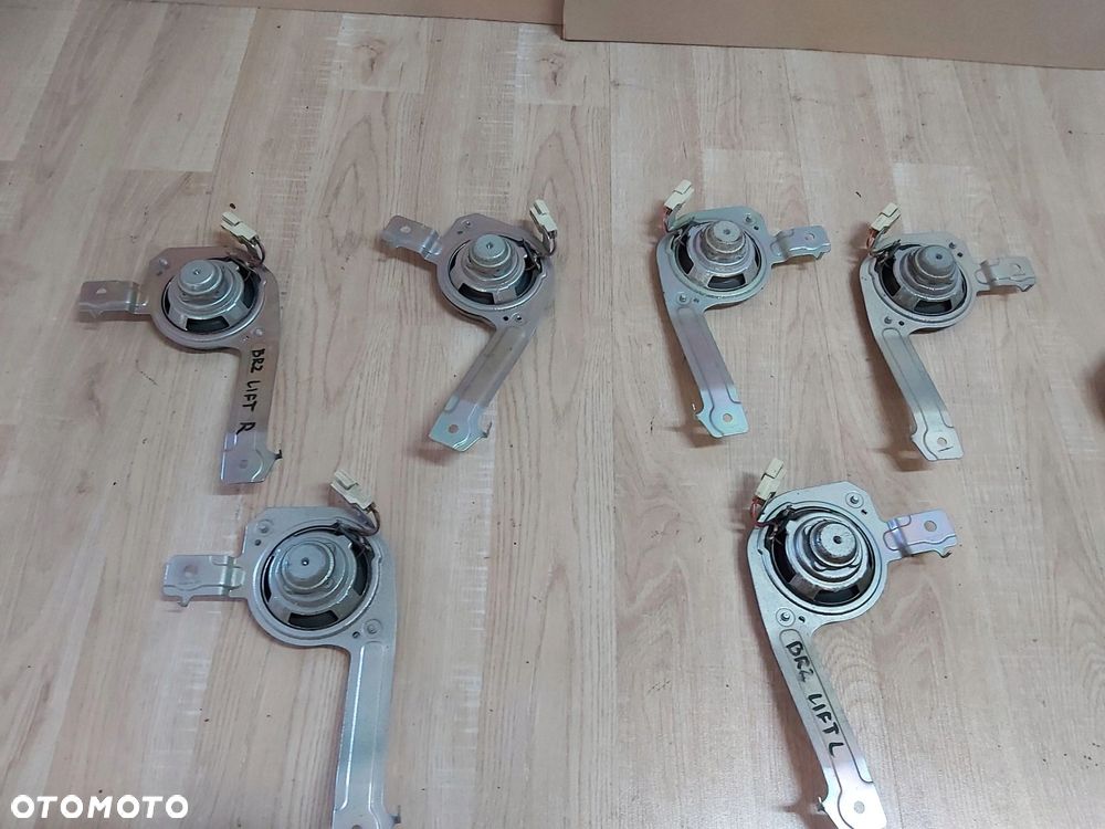 TOYOTA GT86 Subaru BRZ głośnik tył prawy mocowanie - 3