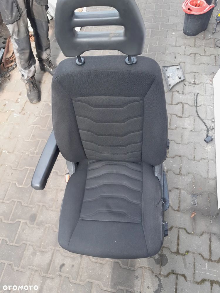 Fotel pneumatyczny Iveco Daily 14- - 1