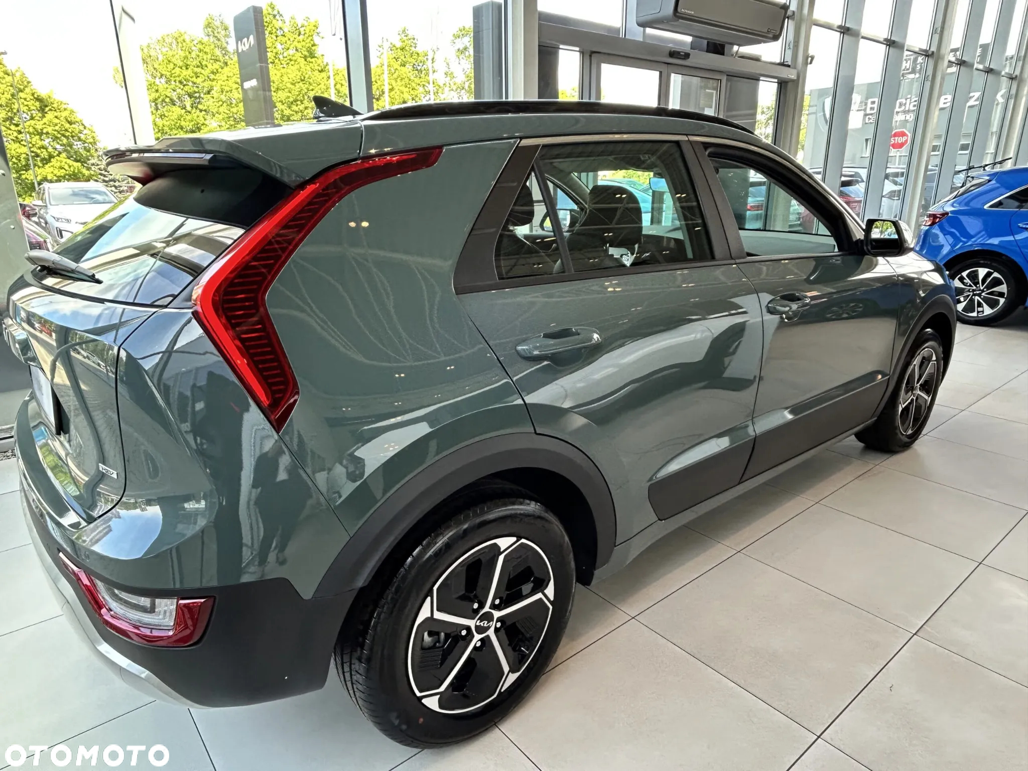 Kia Niro 1.6 GDI Hybrid M - 8