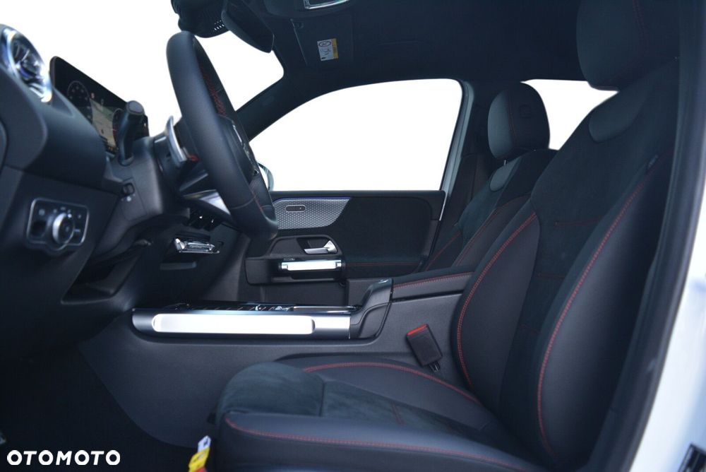 Mercedes-Benz GLB 200 d AMG Line 8G-DCT - 8