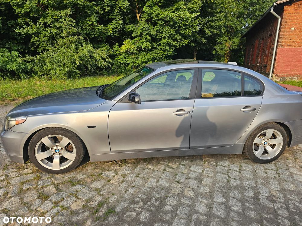 BMW Seria 5 525i - 7