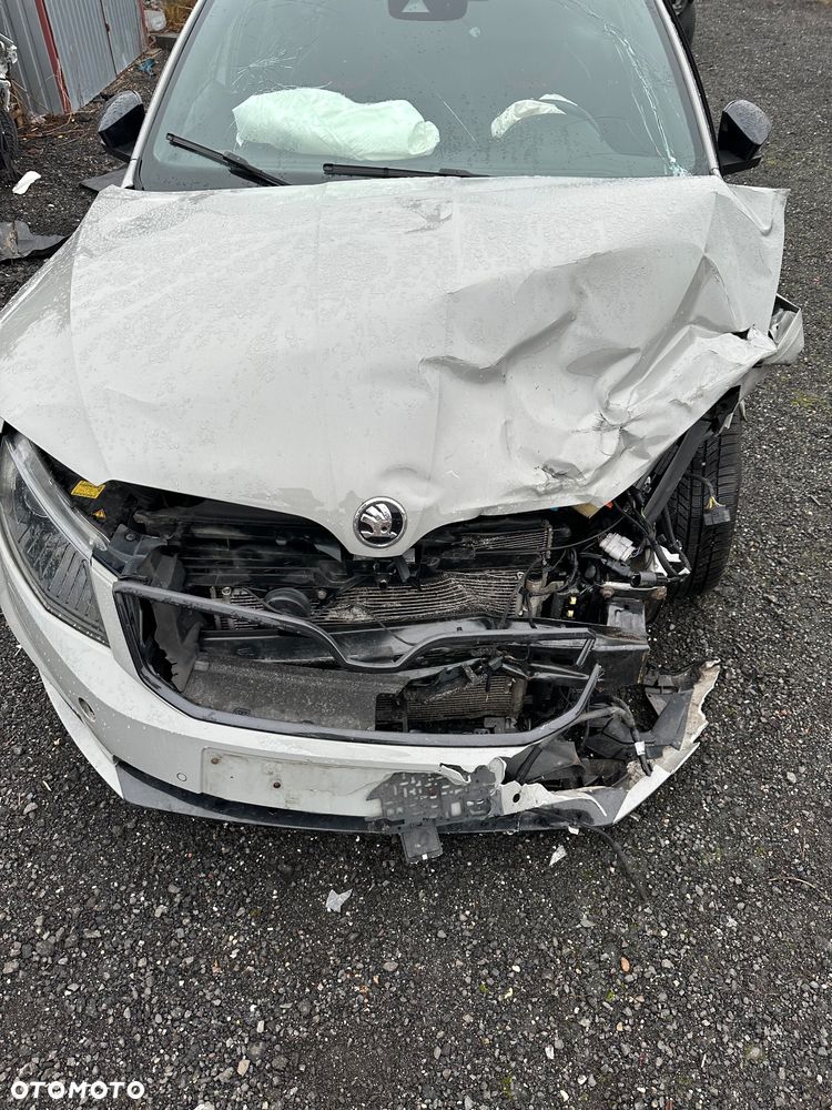 Skoda Octavia 2.0 TDI (Green tec) RS - 13