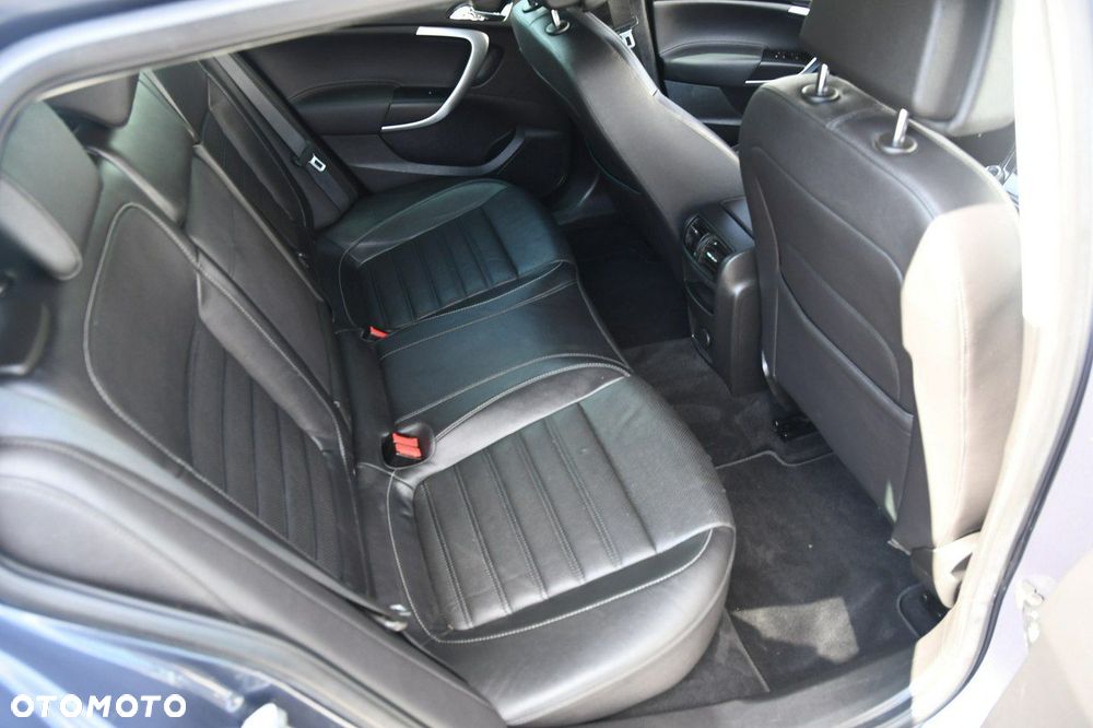 Opel Insignia - 19