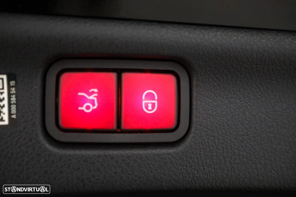 Mercedes-Benz C 300 de AMG Line - 11