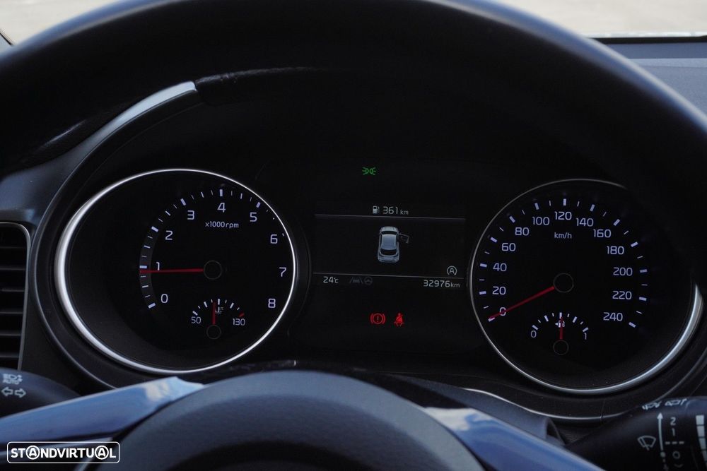 Kia XCeed - 13