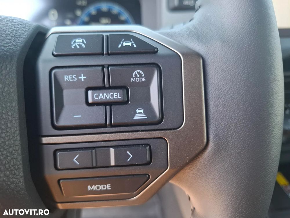 Toyota Land Cruiser 250 - 29